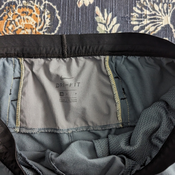 Men's Nike Phenom Elite Wild Running 7/8 Pants Hasta Black DA1152-387 - Picture 4 of 5